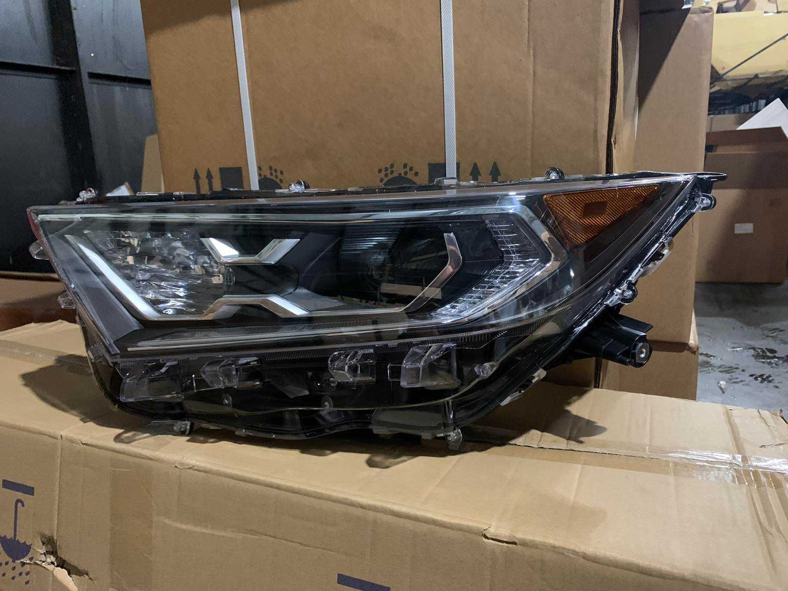 Toyota Rav4 2019 2020 бампер в сборе 52119-0R919