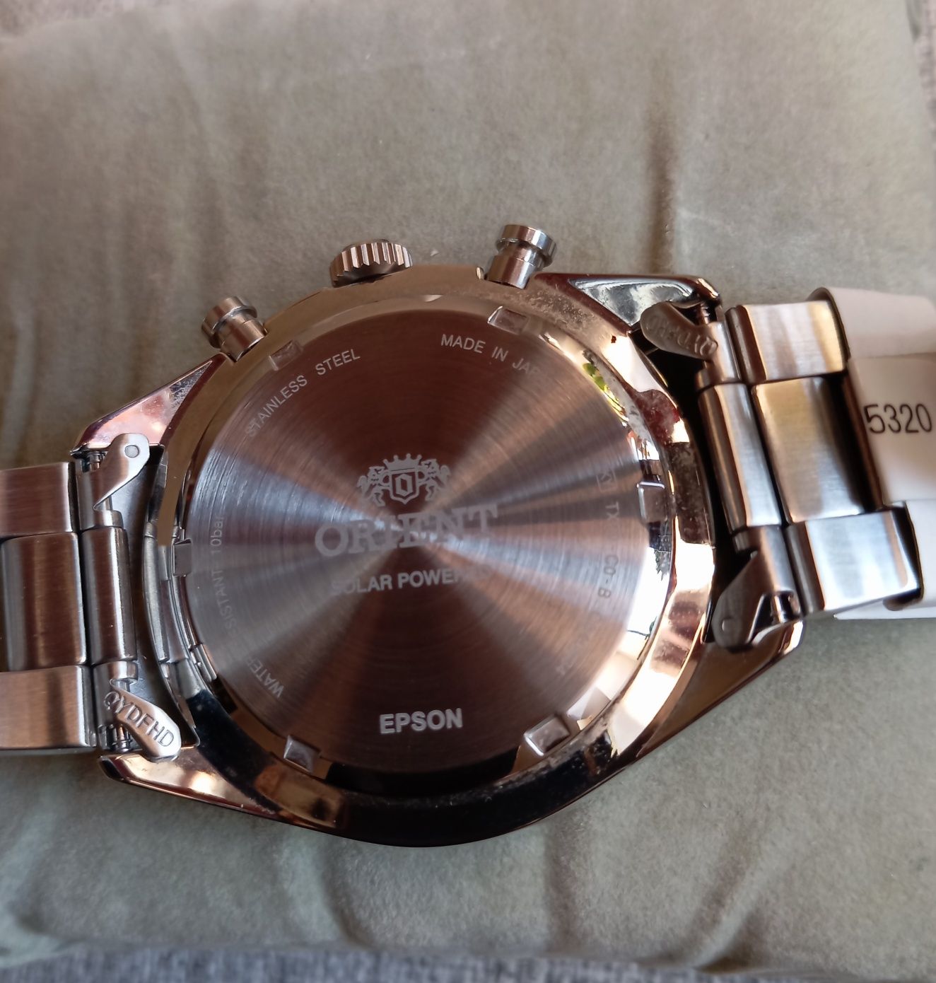 Orient NEO70'S Solar PANDA chronograf