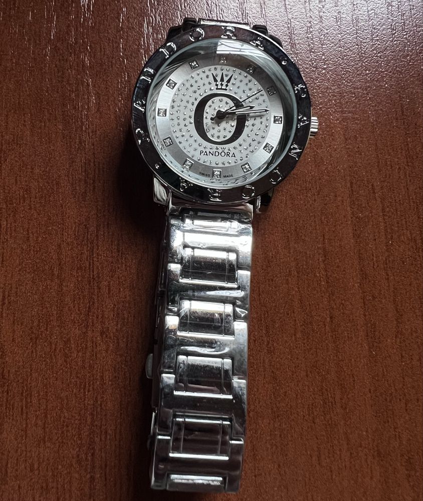Годинник ( часы ) Pandora