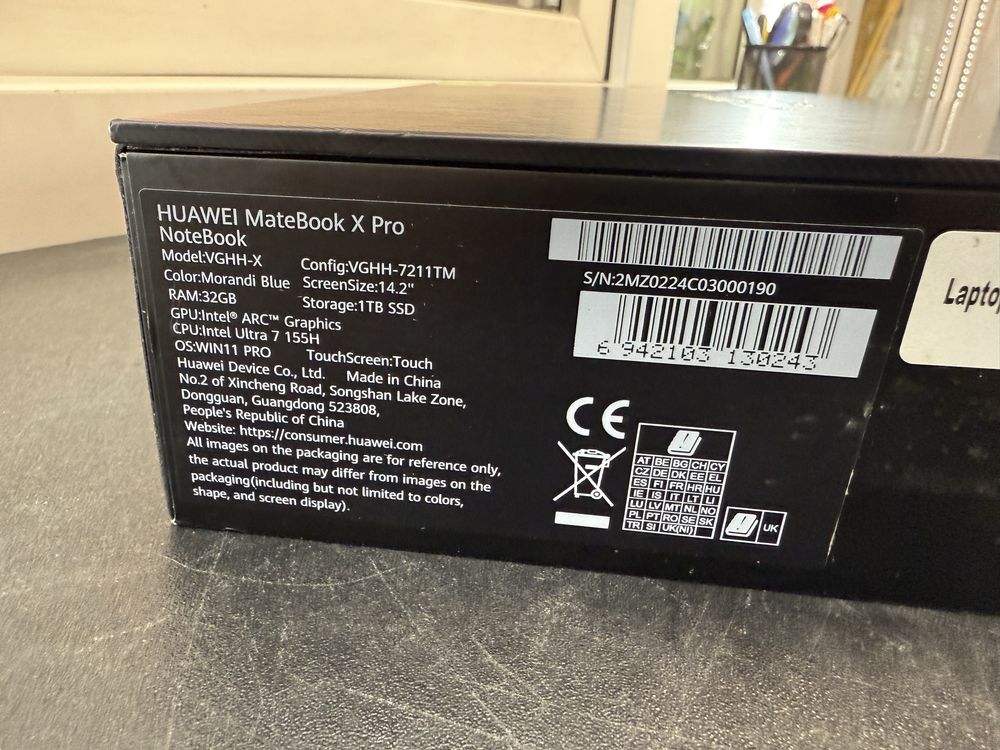 Jak nowy laptop Huawei MeteBook X Pro, 32BG, 1TB, Intel Ultra 7, Gwara