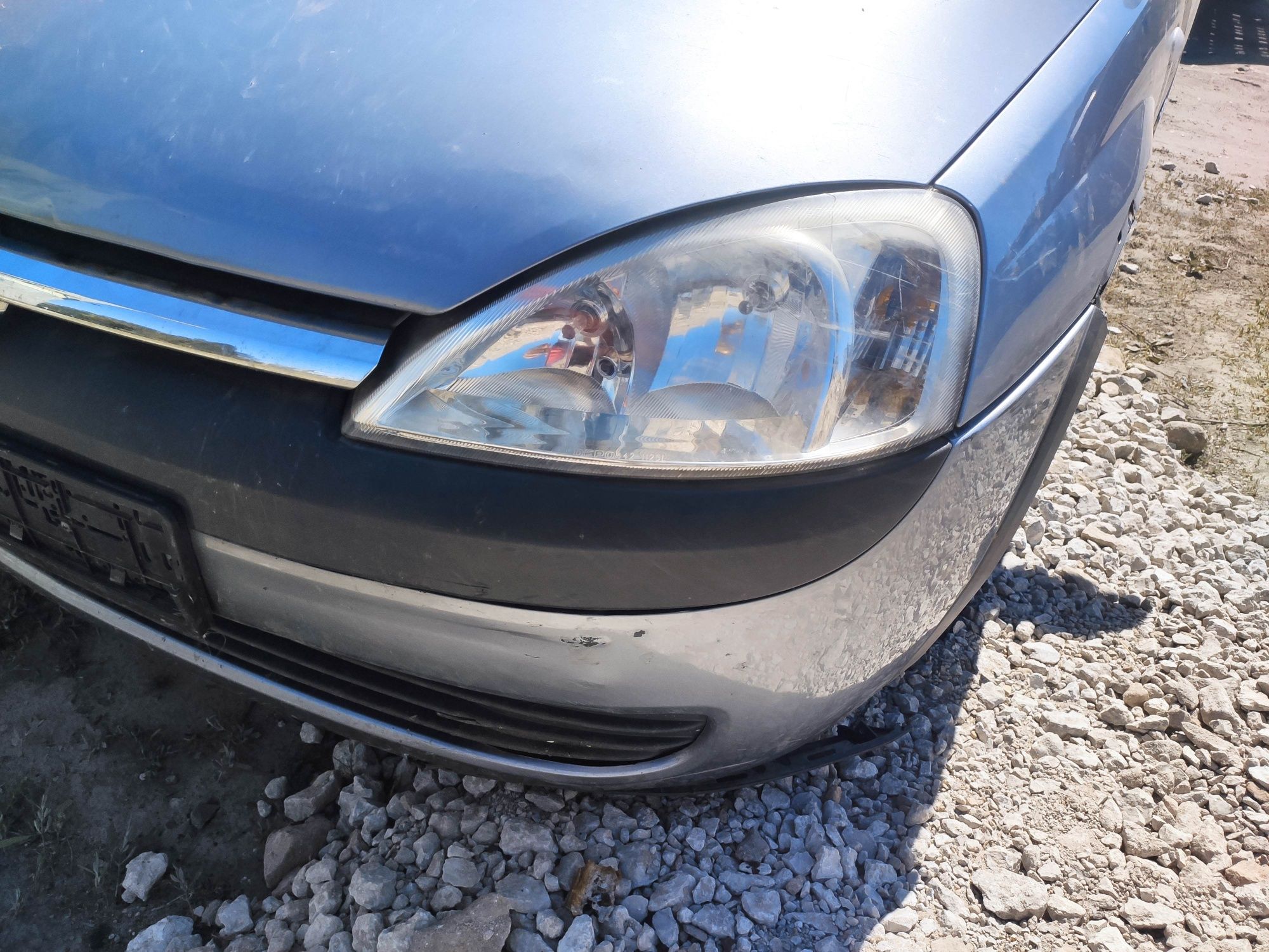 Opel corsa c lampa lewy przód combo c