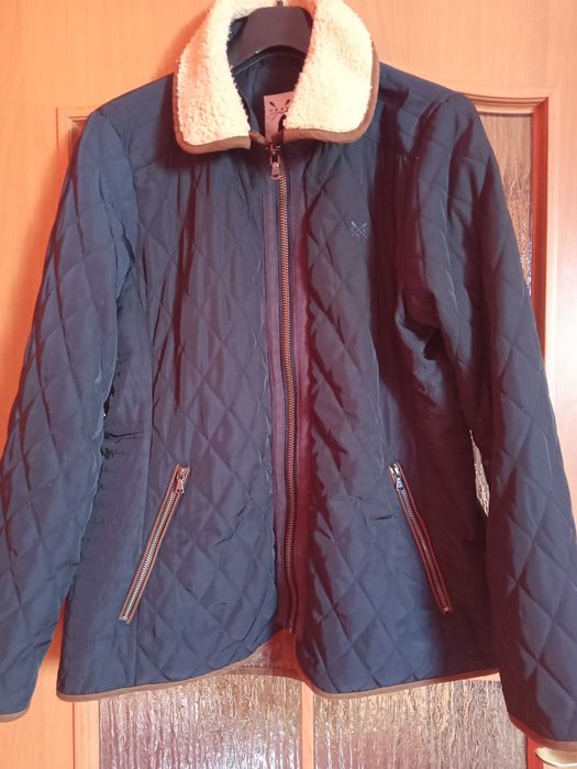 elegancka kurtka z futerkowym kołnierzem i łatami-XL