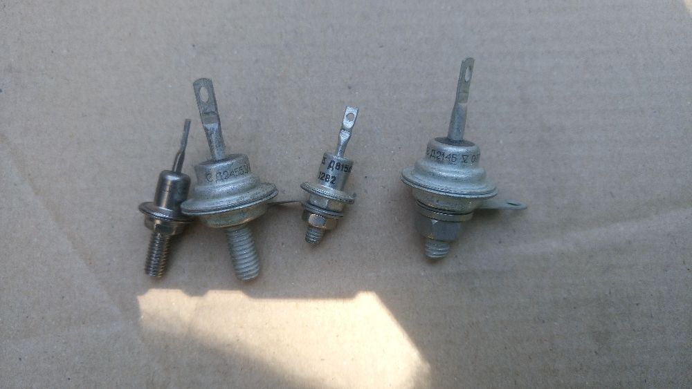 Радиодеталь диод тиростор Д производство СССР