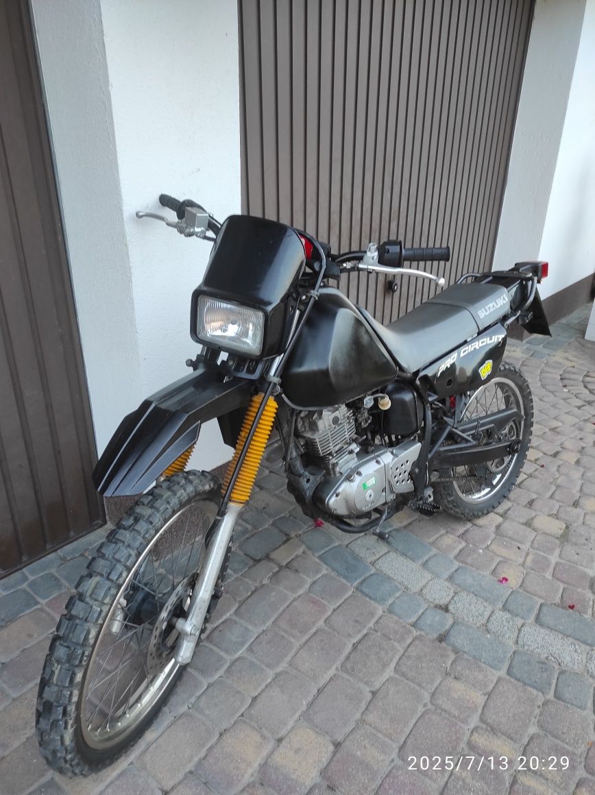 Suzuki dr 125 enduro