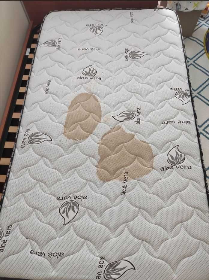 Cama + estrado + colchão