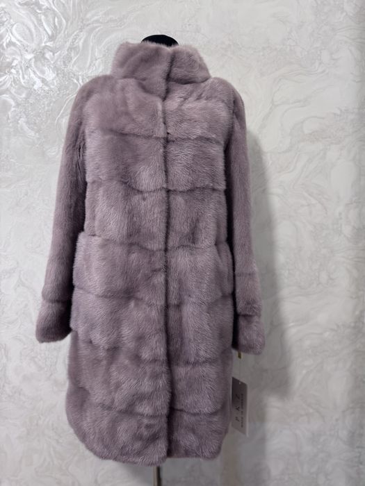 Розкішна норкова шуба, норка «пильная роза».