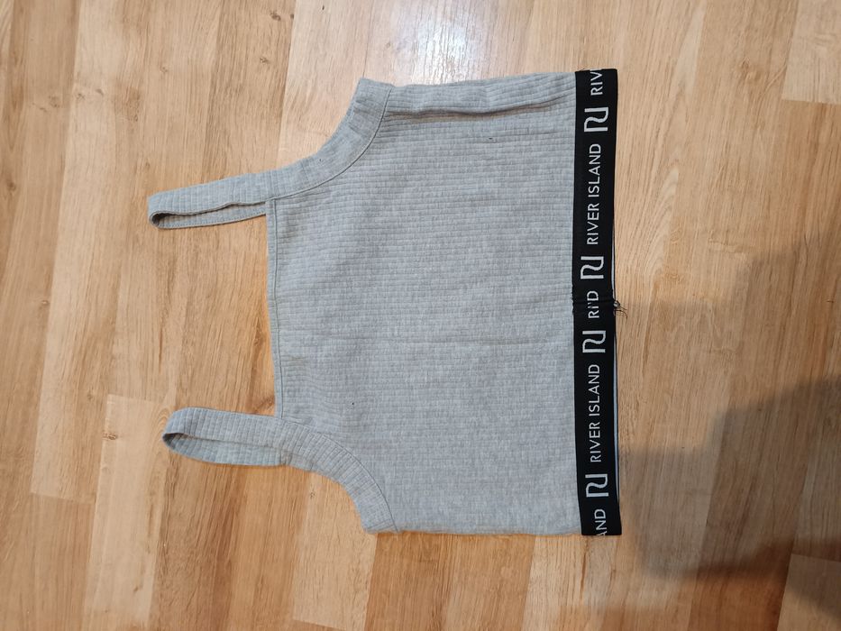 Nr325) top dla dziewczynki river island 13/14 sportowy