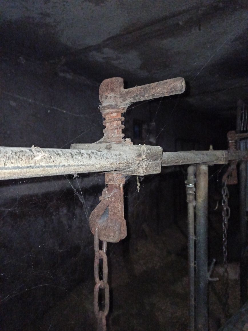 Uprząż dla bydła typu Bizon zapinka zamknięcie