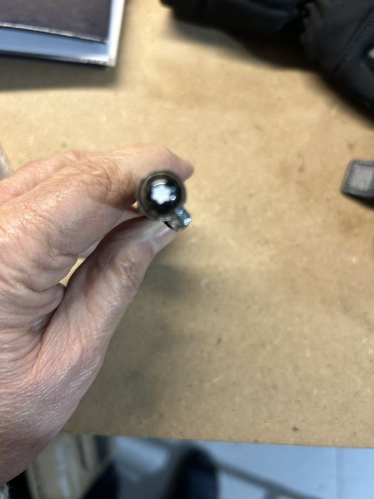 Vendo 2 esferograficas em bom estado