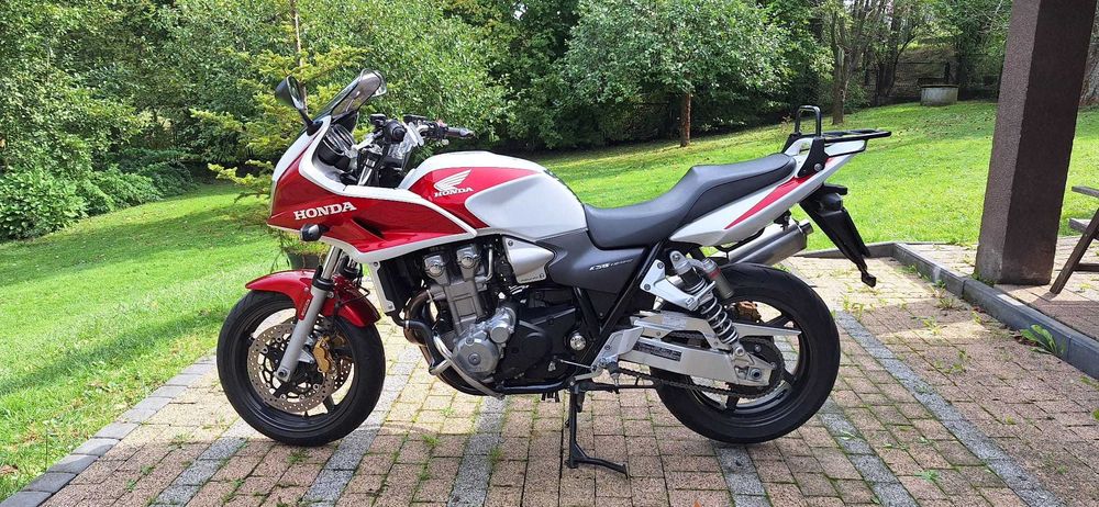 Honda cb 1300 A 32 tyś km przebiegu ,ORYGINAŁ