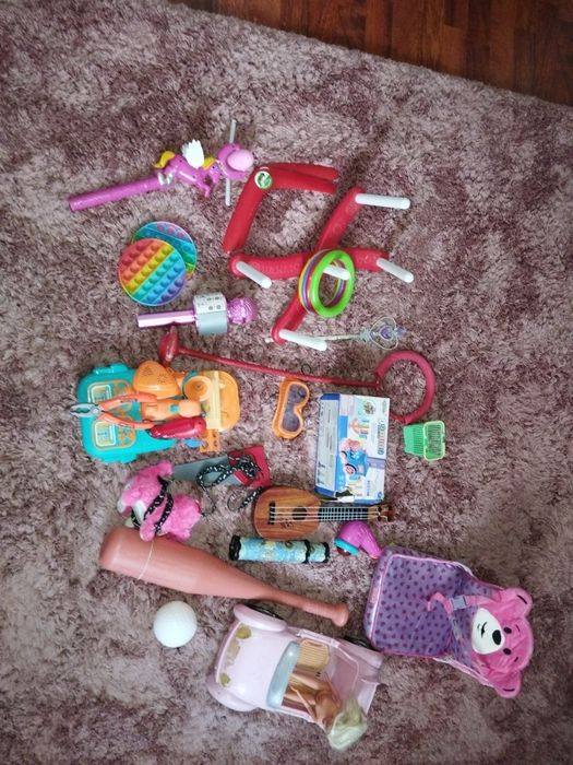 Игрушки разные для детей  на выбор