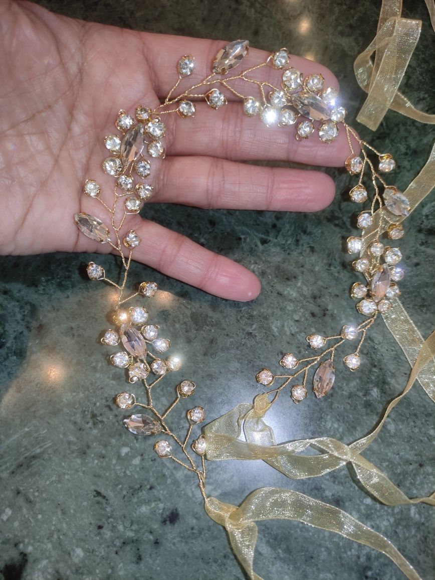Tiara Grinalda Dourada Brilhantes Noiva