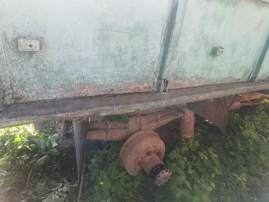 Кузов ГАЗ 52 з підйомником