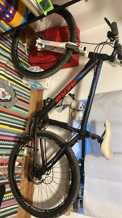 Bicicleta trailrock ltd