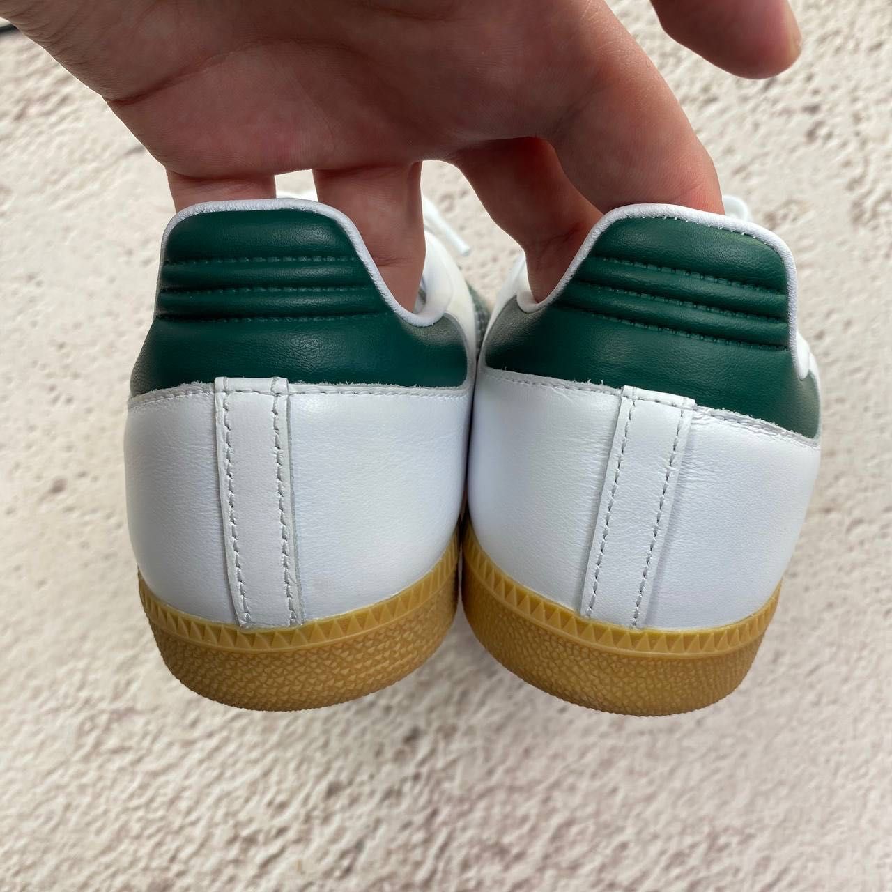 ie3437 оригінал нові кеди adidas casual samba og