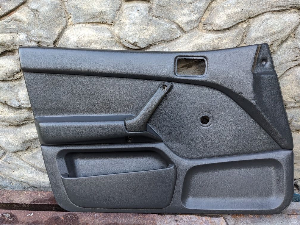 Дверні Карти Mitsubishi Lancer 4 1989 1990 1991 1992 Седан