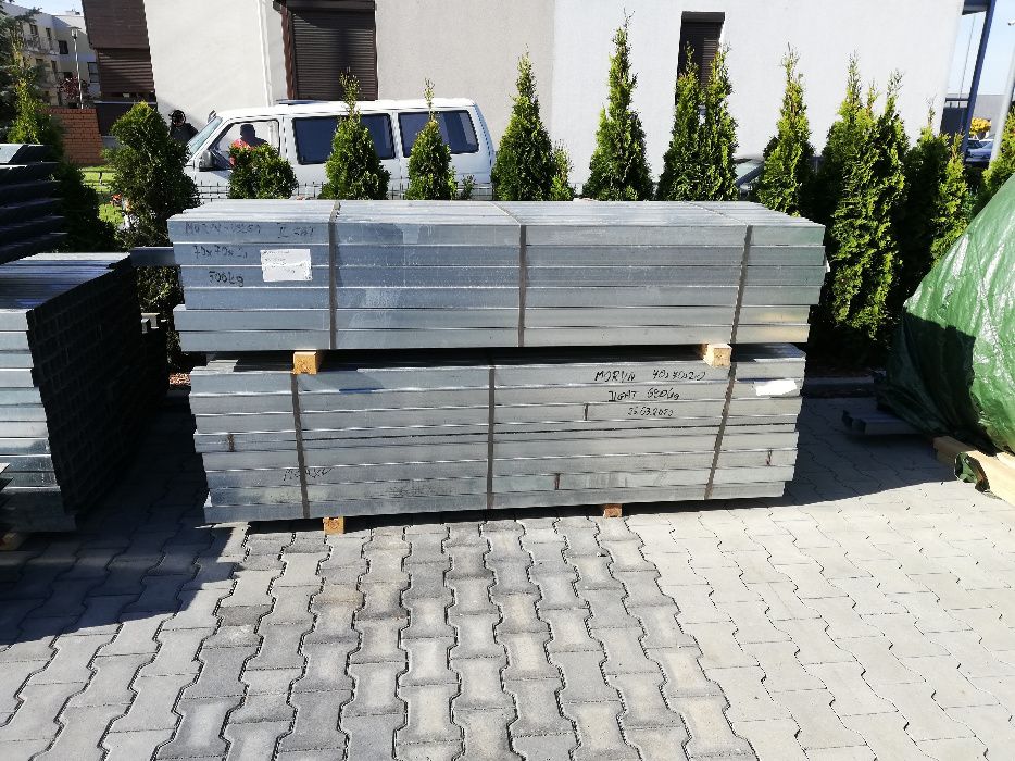 Słupek do furtki bramy 70x70x2,00 L-2000 II gat