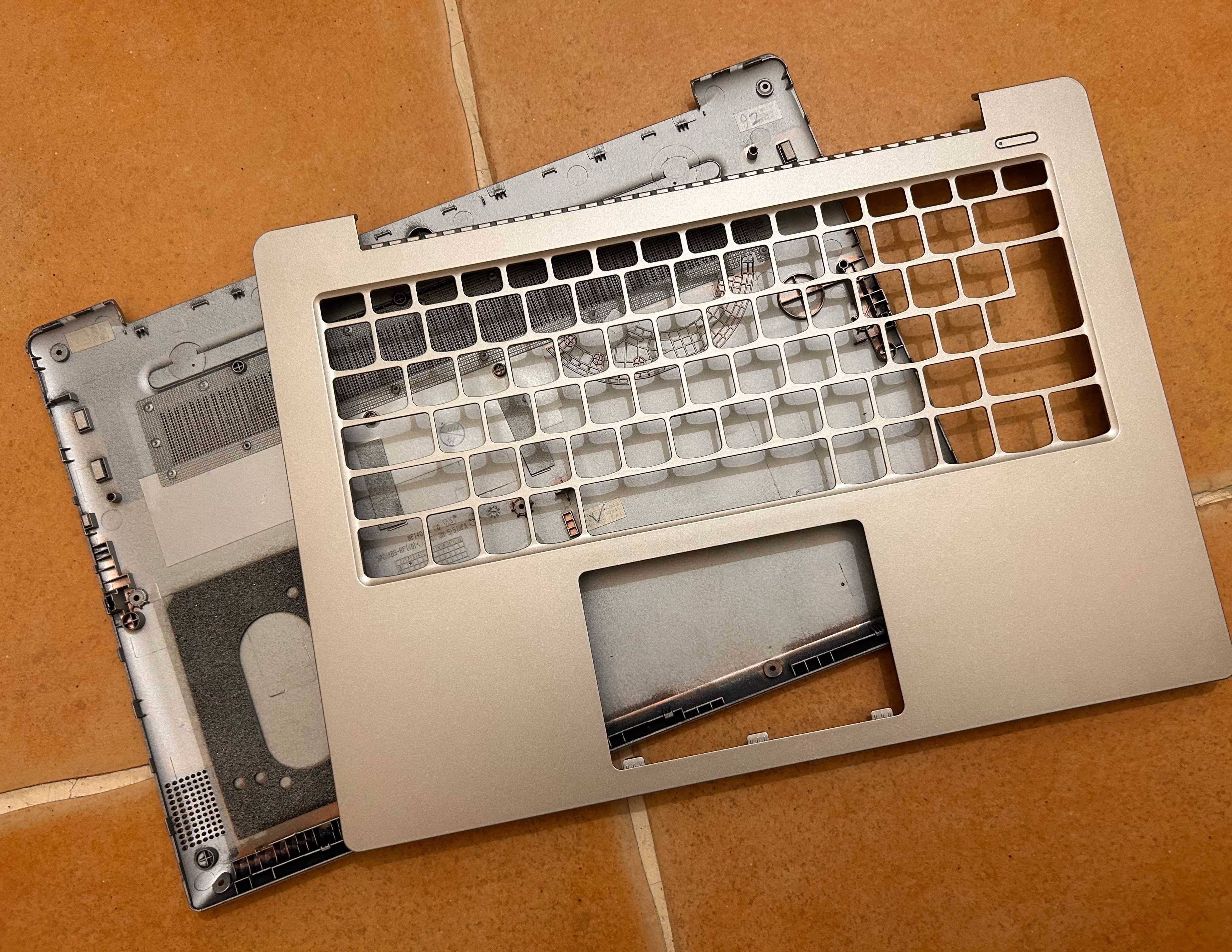 Lenovo ideapad 330s-15ikb -  CASE (Tampa Inferior e Tampa Teclado)