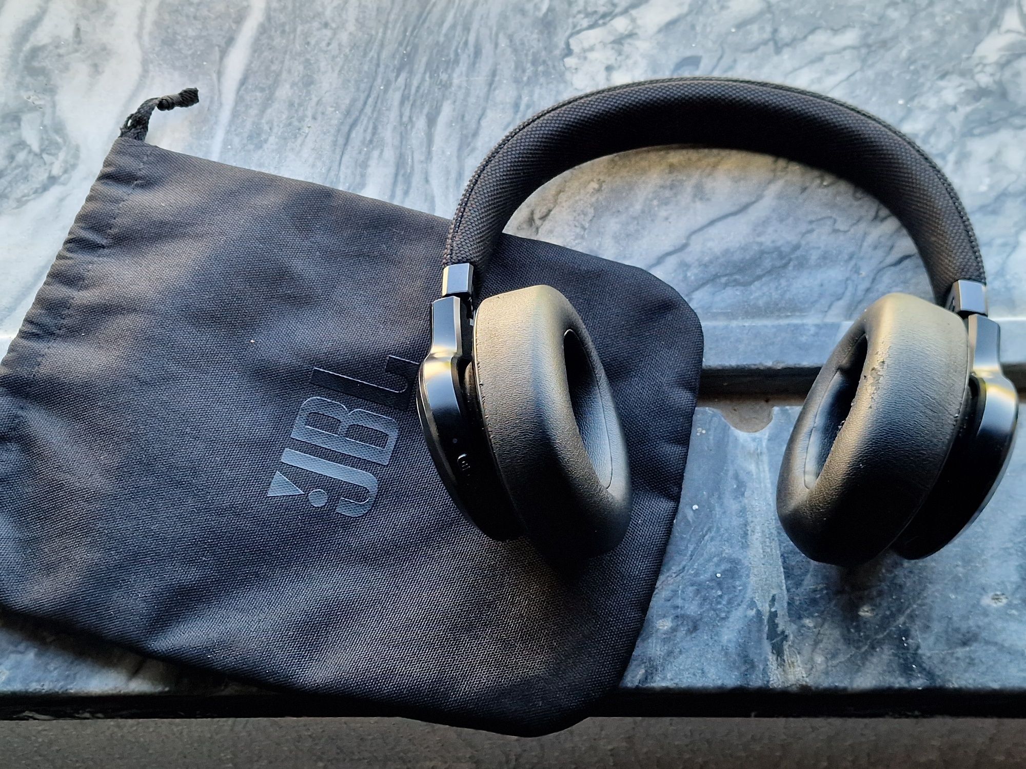 JBL Live 660nc Seminovo 100% funcional