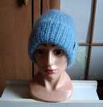 blękitna czapka beanie z moheru