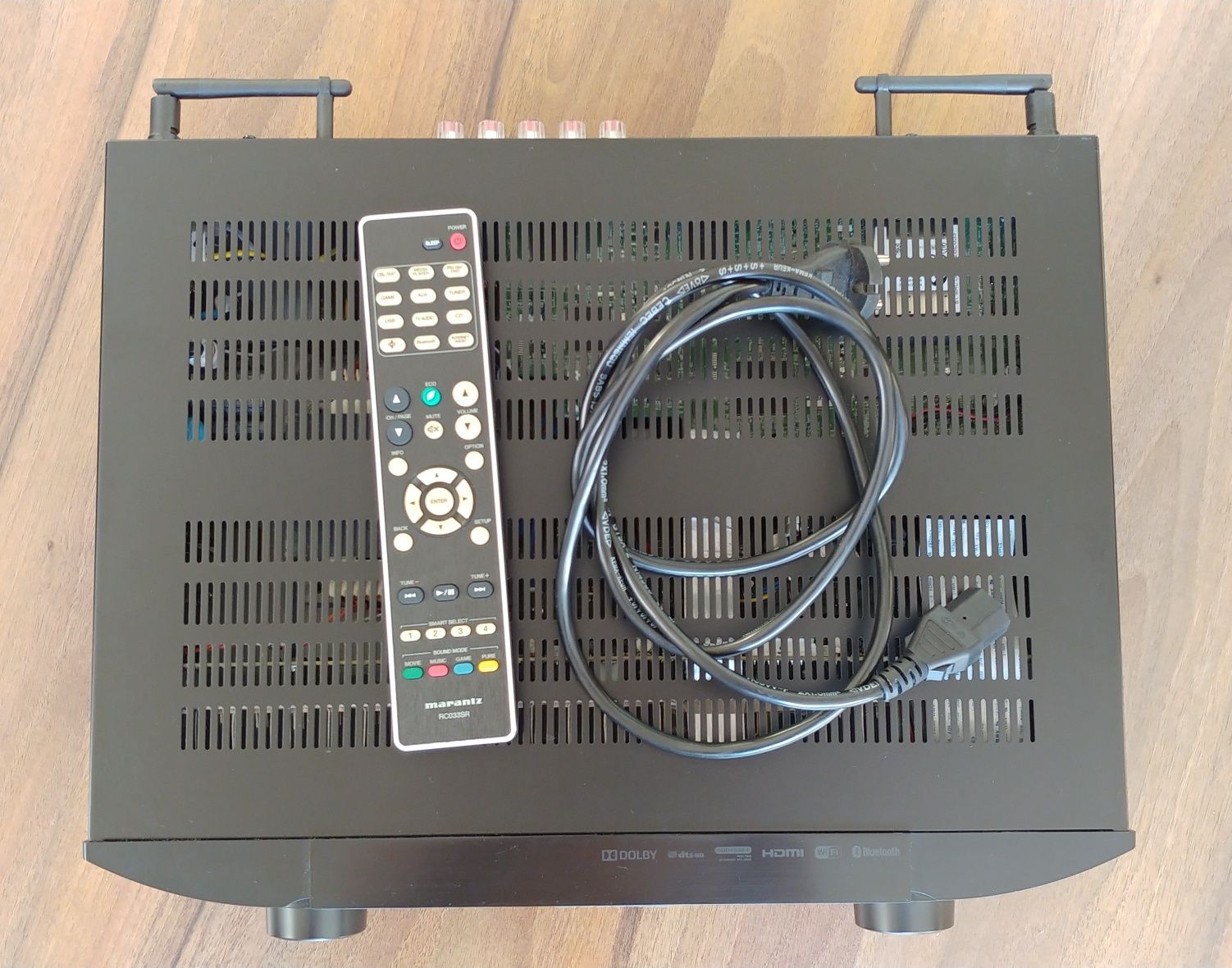 Amplituner kina domowego Marantz NR1506.
