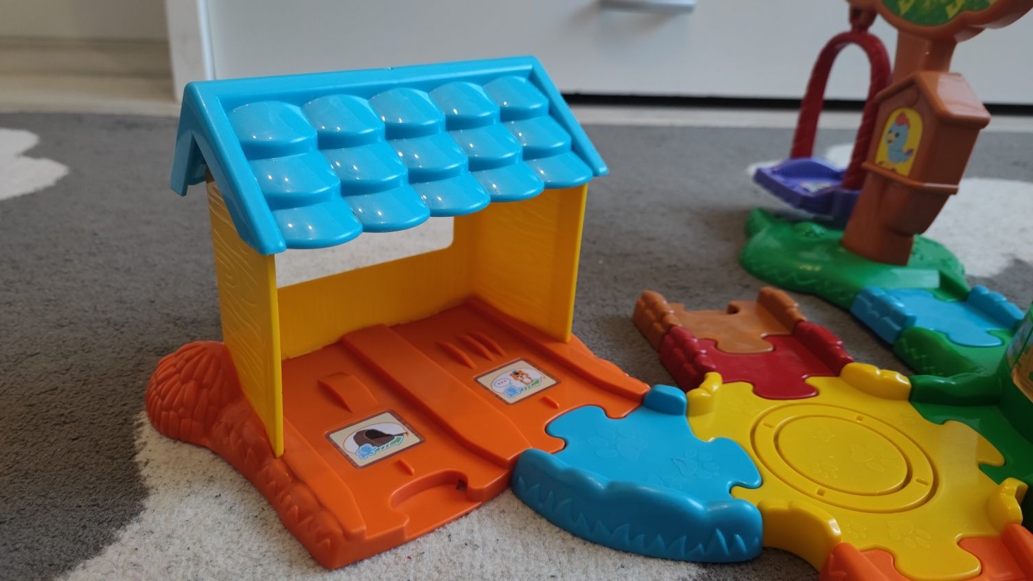 VTech tut tut farma + 3 zwierzątka