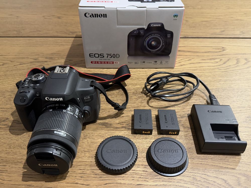 Máquina Canon EOS 750D