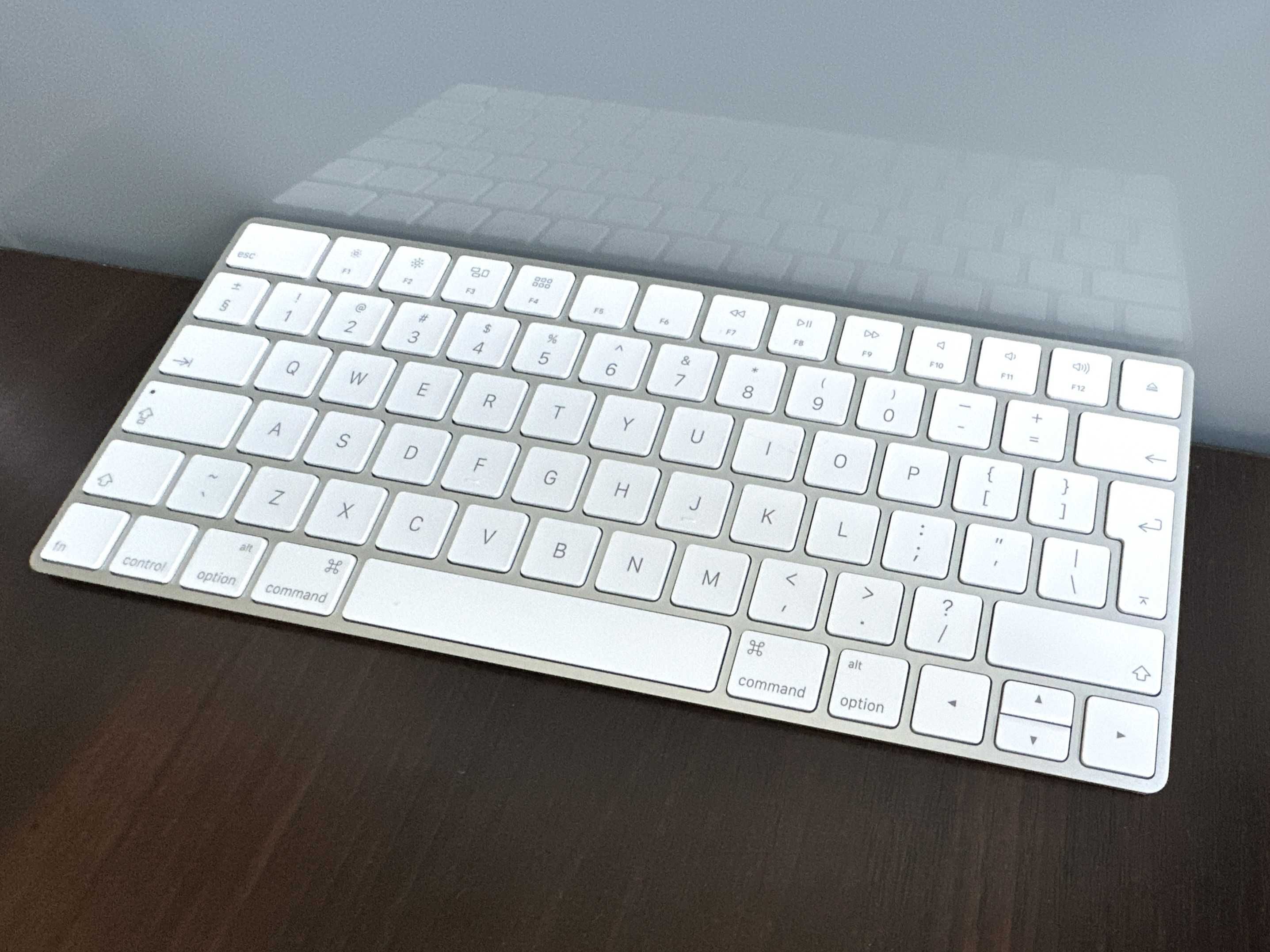 Клавиатура APPLE A1644 SILVER (MLA22)