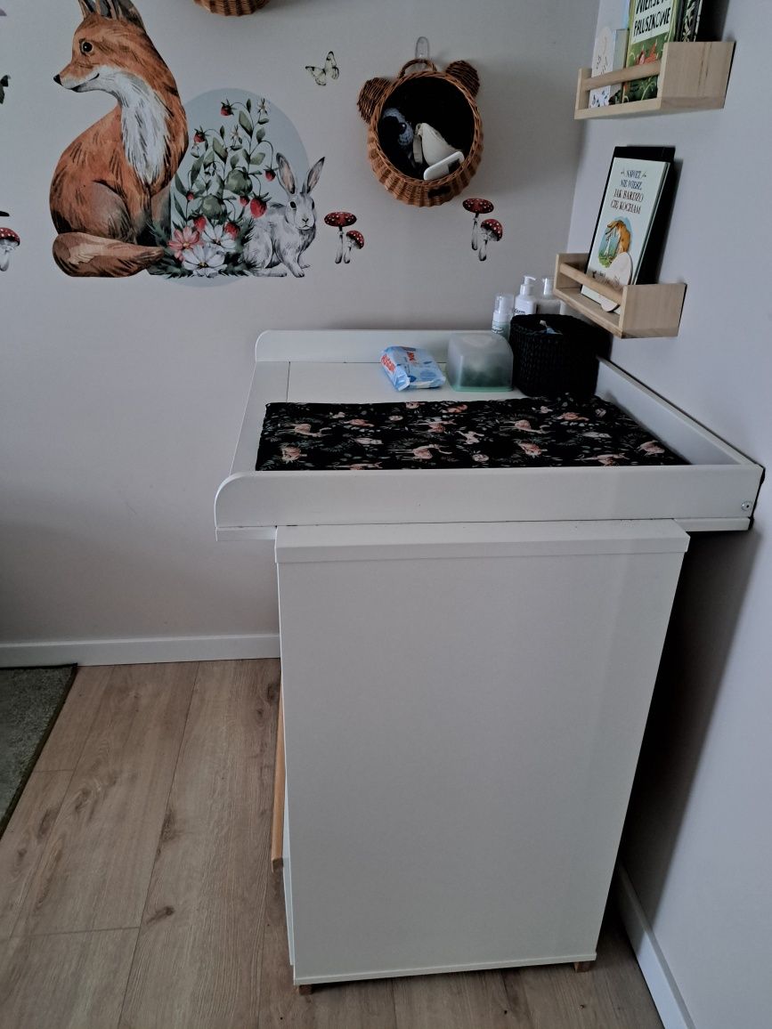 Pinio meble komoda z przewijakiem stan bardzo dobry