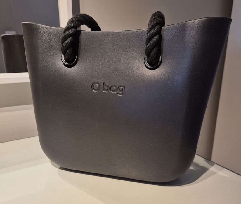 Torebka O Bag mini czarna + sznurki i organizer matcha