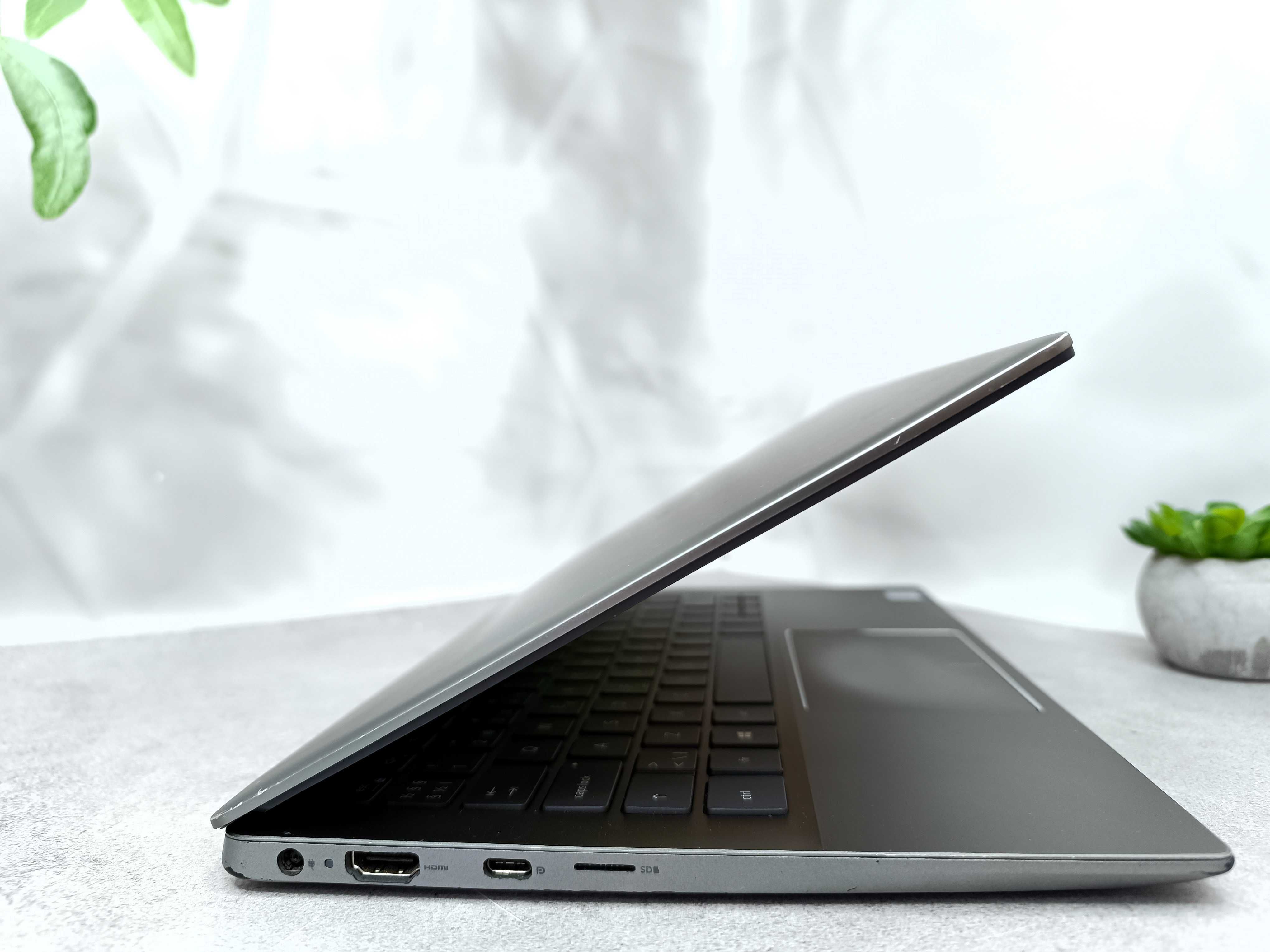 Ультрабук Dell Latitude 3301/i5-8365U/16GB/NVMe 256GB/13.3"/Full HD
