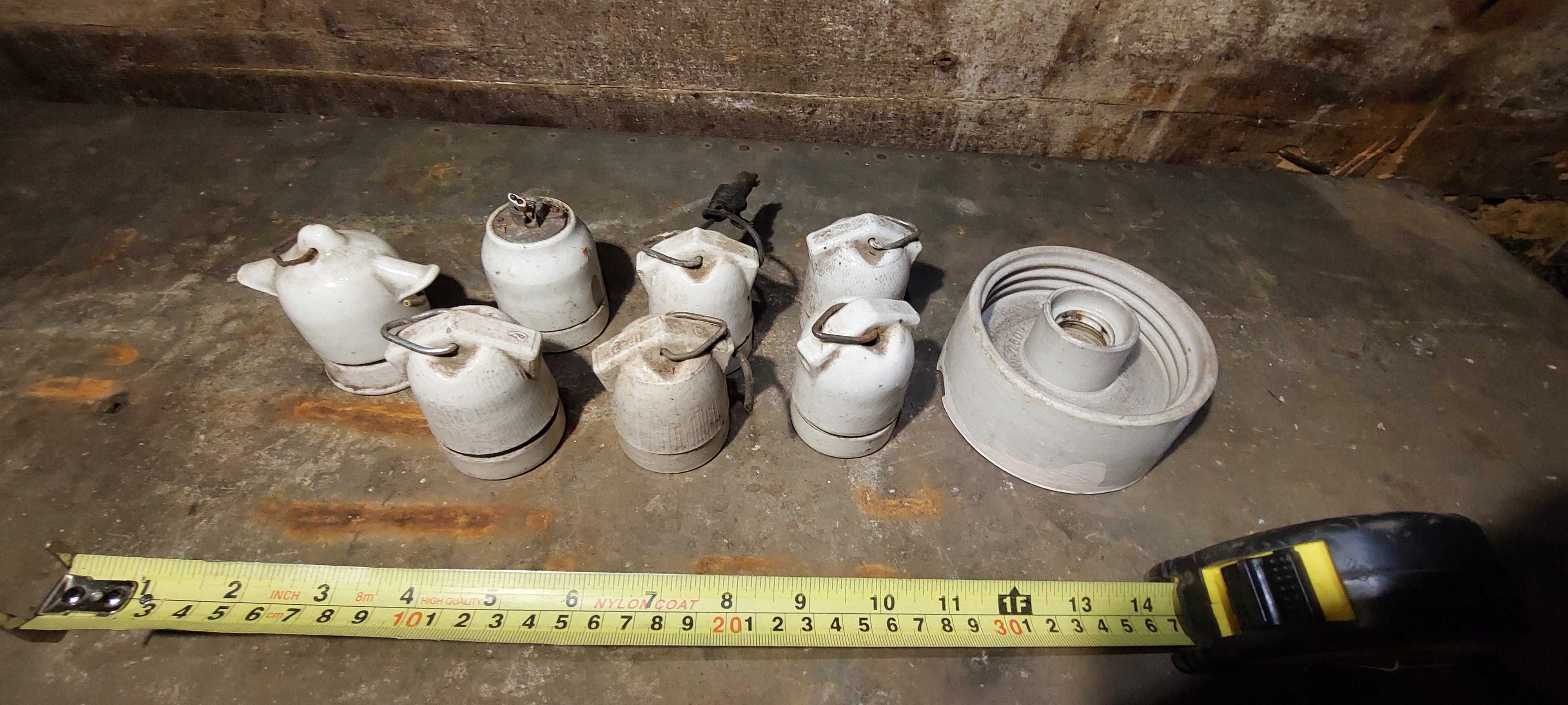 Oprawka ceramiczna E27 z zawieszką oprawa lampy