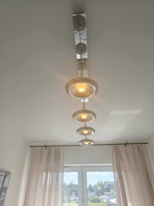 *Zarezerwowana* Lampa ledowa (4punktowa) Zadbana