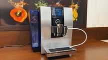 JURA IMPRESSA Z6 SATIN Premium SWISS Made One Touch Cappuccino Latte