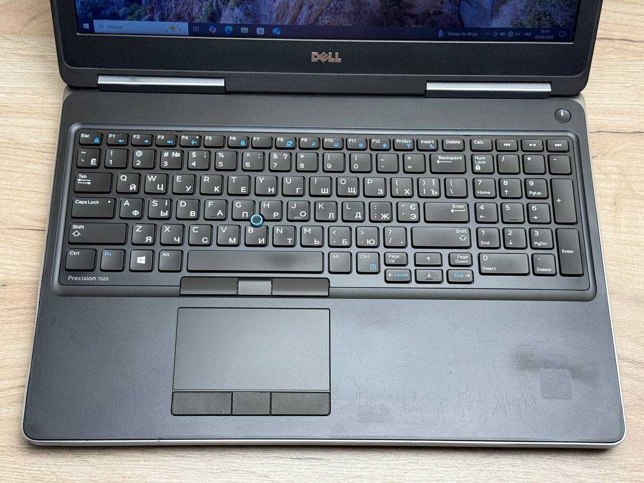 Dell Precision 7520 i7-6820HQ 16/256 видеокарта 4GB GDDR5 акб 3 часа
