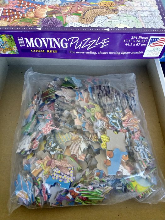 jigasaw Puzzle de 294 peças. Feito em Usa. Selado