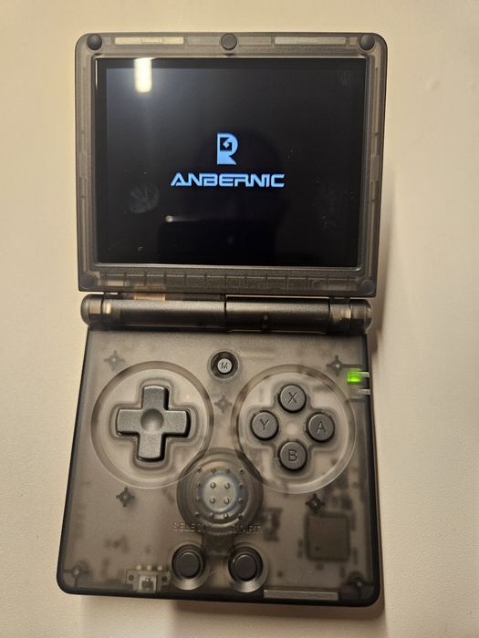 Game Boy Anbernic