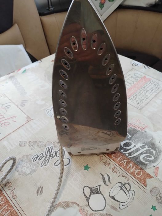 Утюг в рабочем состоянии