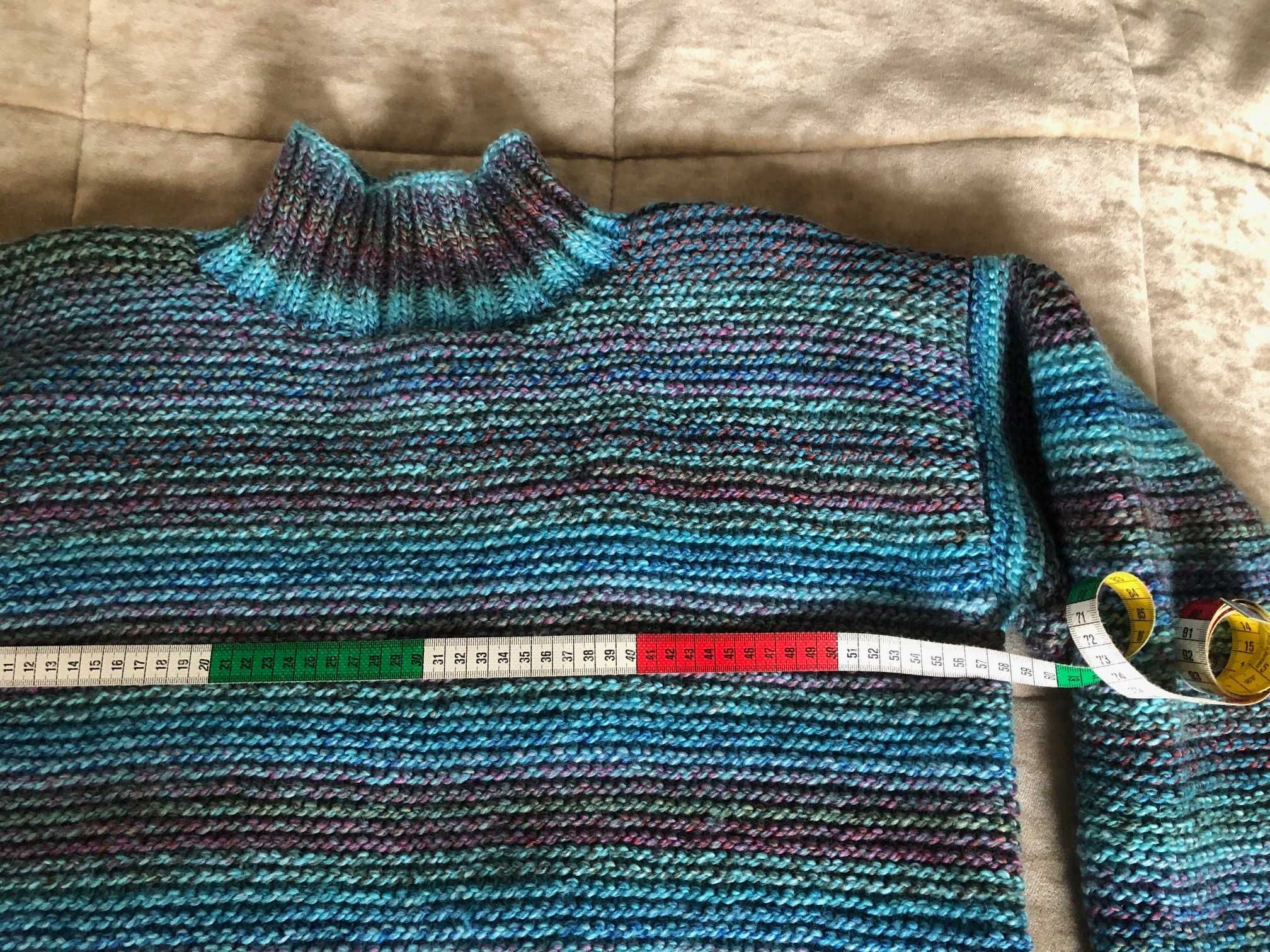 Sweter ręcznie robiony na drutach