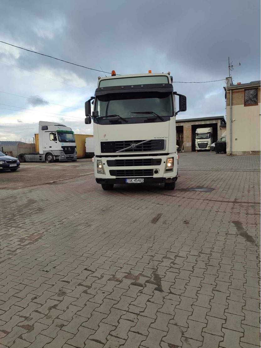 Ciągnik siodłowy Volvo FH12