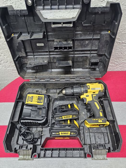 Ударний Шуруповерт Dewalt dcd778