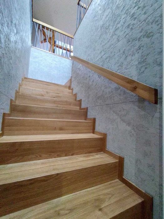 Schody drewniane, na beton
