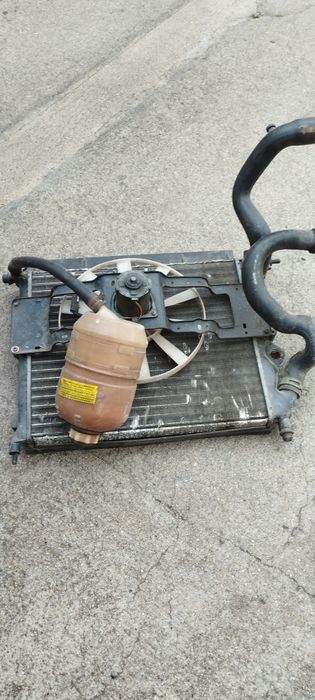 Radiador completo e motor sofagem Renault express