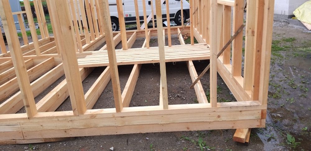 Domek drewniany 35m3 konstrukcja  2szt