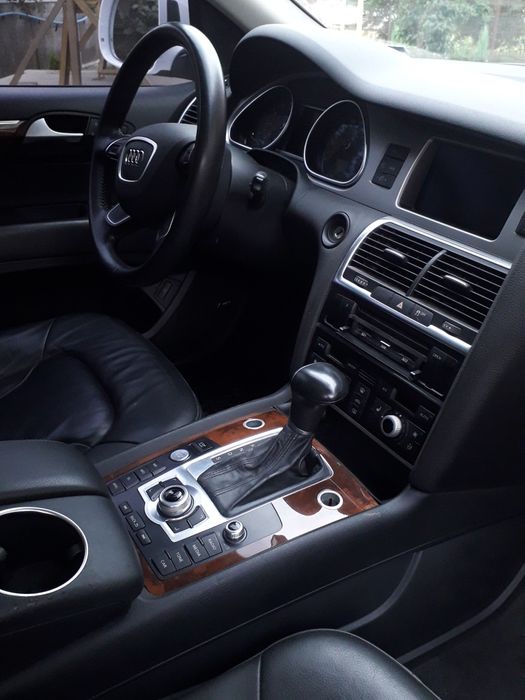 Продам автомобіль АUDI Q7 2015р.випуску