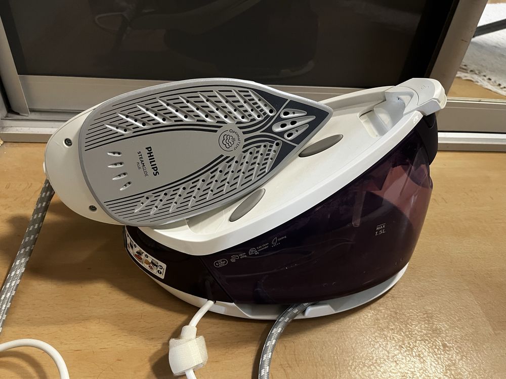 Stacja parowa Philips CG7933