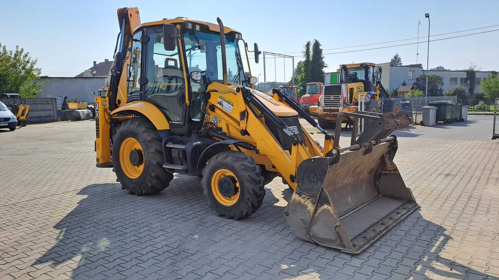 Wynajem ładowarki teleskopowej JCB, minikoparka JCB Manitou