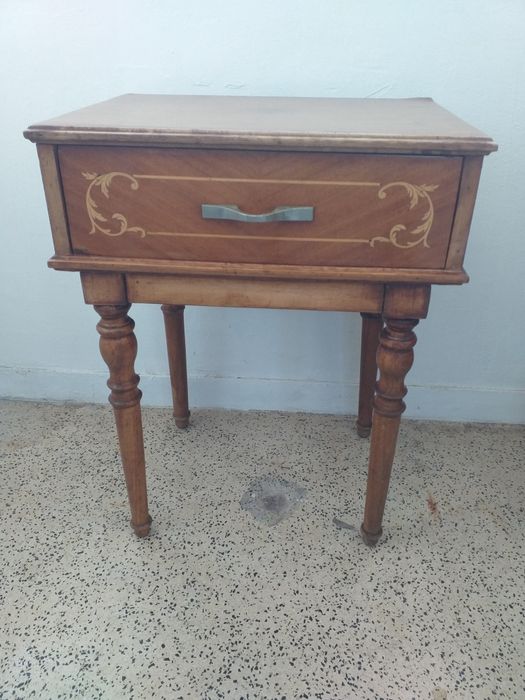 Mesinhas cabeçeira vintage