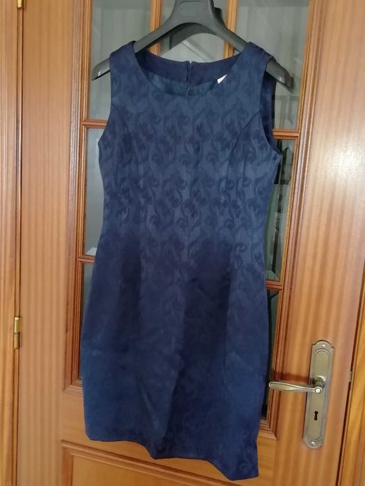 Fato de vestido e casaco de cerimónia