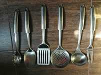 Talheres de cozinha em inox